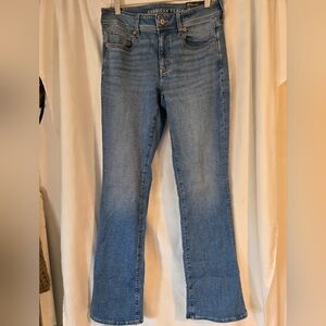 American Eagle Outfitters Women's Light Blue Kick Boot Jeans